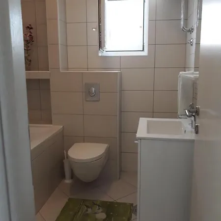 Apartment With Free And Private Parking Makarska